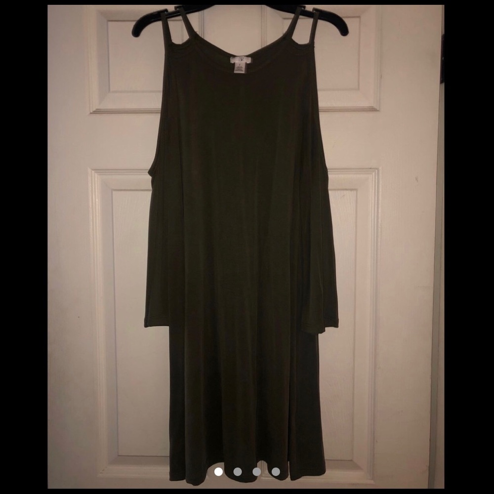 Flowy green dress.